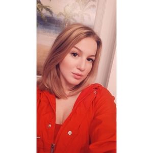 Meet your Posher, Courtney